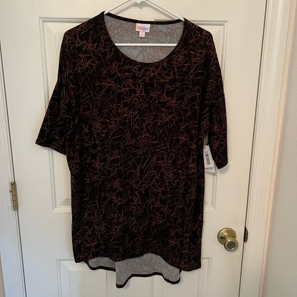 NWT - Irma - Picture 1 of 5